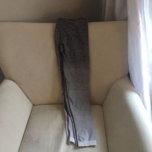 Victoria’s Secret leggings